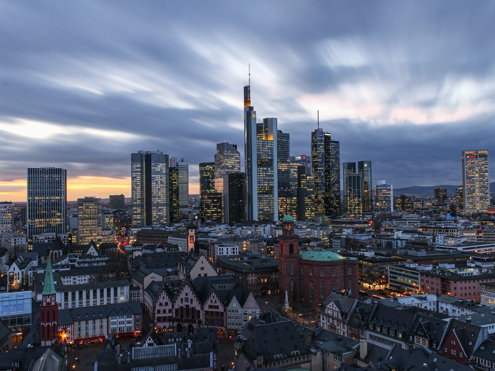 Bürogebäude Frankfurt am Main – Stadtansicht Frankfurt am Main